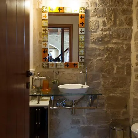 Villa Amfithea In Plaka By Apokoronas-villas Kambia