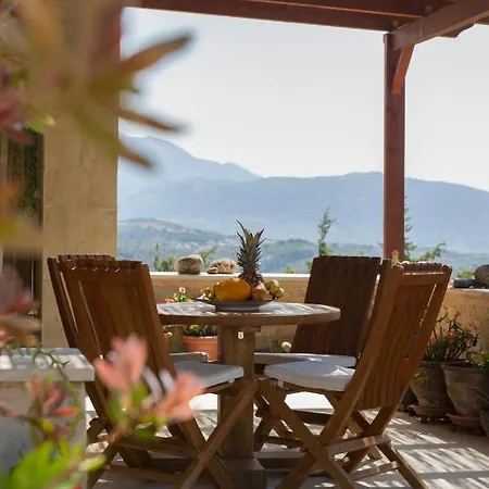 Villa Amfithea In Plaka By Apokoronas-villas Kambia